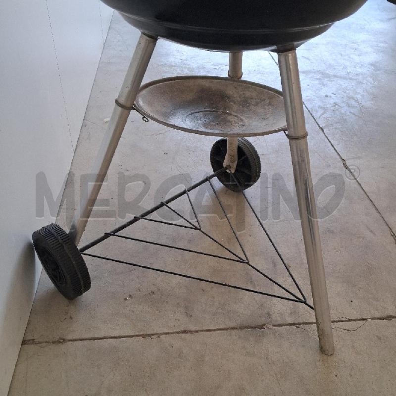 BARBECUE WEBER DA SISTEMARE  | Mercatino dell'Usato San giorgio del sannio 4