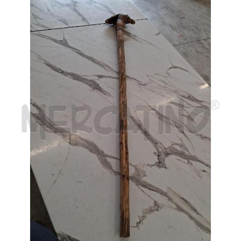 BASTONE LEGNO CESELLATO MUSO UCCELLO | Mercatino dell'Usato San giorgio del sannio 1
