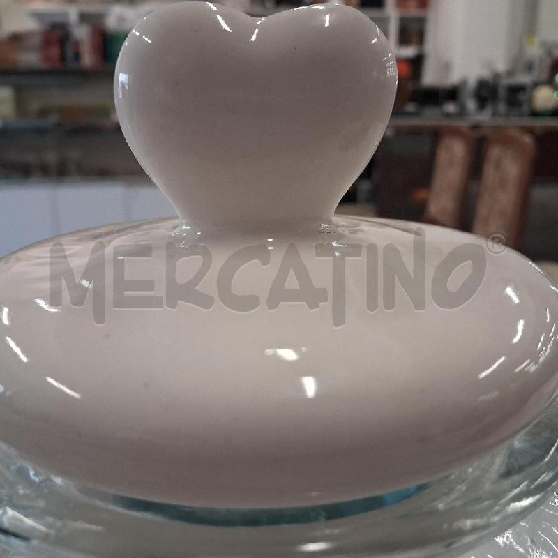 BISCOTTIERA QAUDRATA COPERCHIO CER BIANCO CUORE BAVARIA  | Mercatino dell'Usato San giorgio del sannio 4