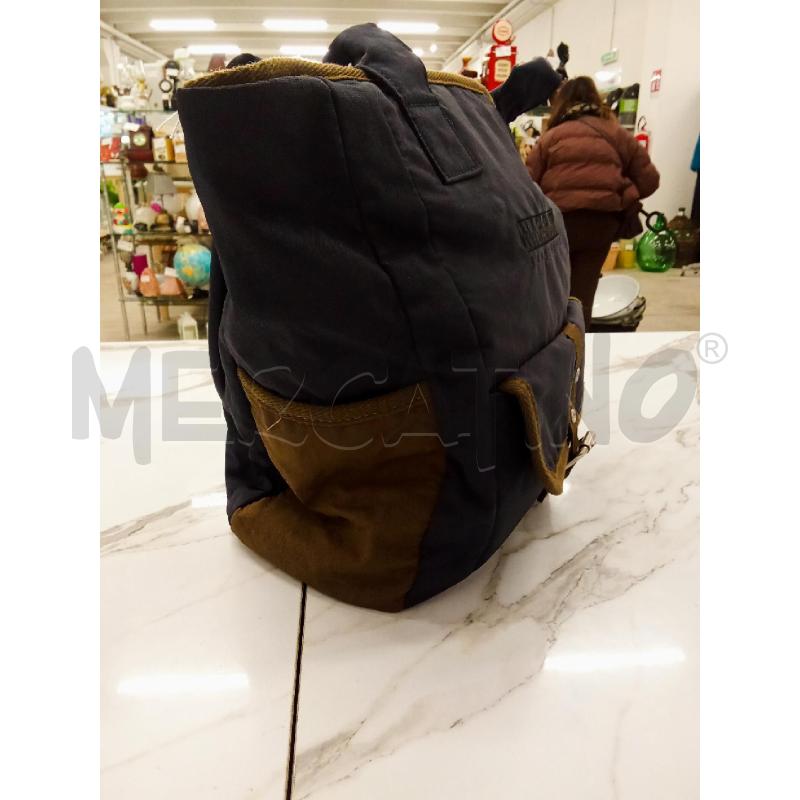 BORSA DONNA BLU NAPAPIRI GEOGRAPHIC  | Mercatino dell'Usato San giorgio del sannio 3