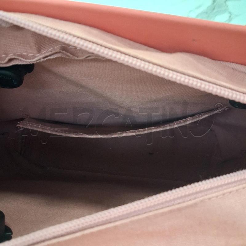 BORSA DONNA FUCSIA MANICI PELLE CIPRIA FIORI O BAG  | Mercatino dell'Usato San giorgio del sannio 4