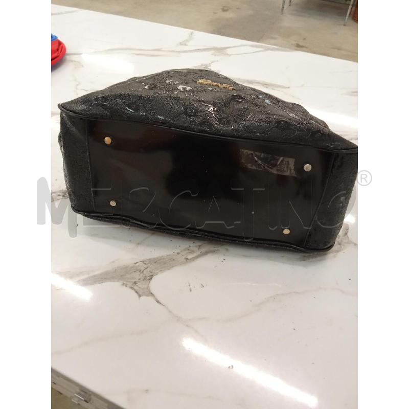 BORSA DONNA SPALLA NERA LIU JO RILIEVO FIORI  | Mercatino dell'Usato San giorgio del sannio 4
