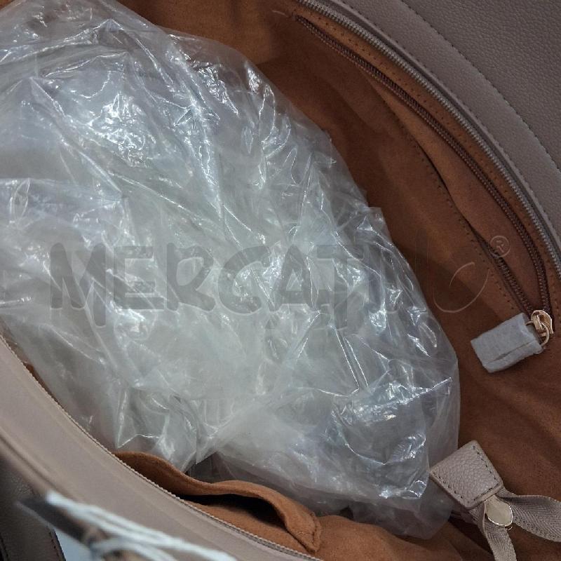 BORSA DONNA TAUPE GRIGIA THUN SPALLA INS RILIEVO | Mercatino dell'Usato San giorgio del sannio 4