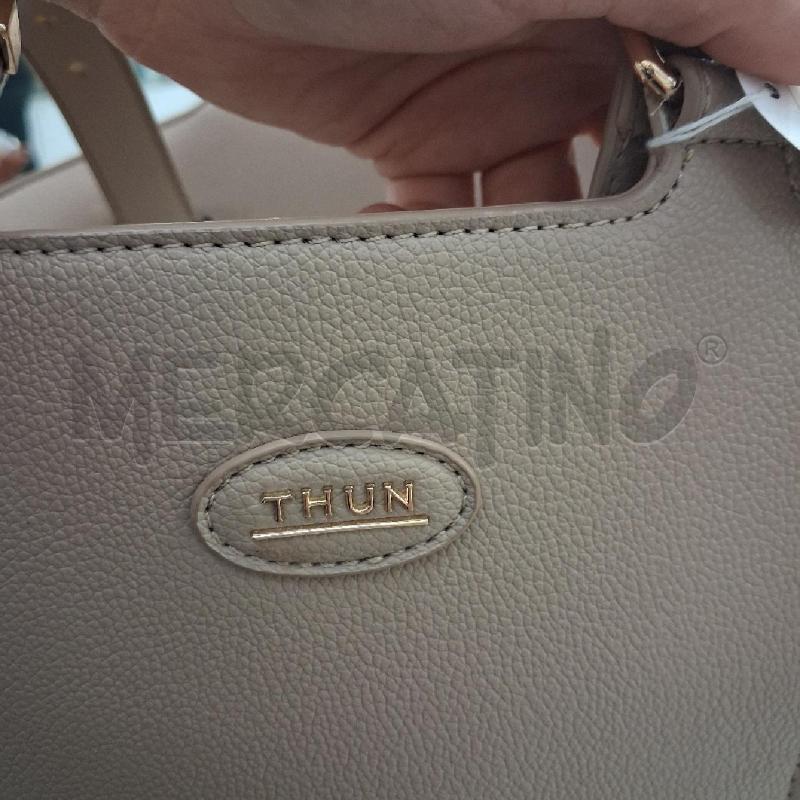BORSA DONNA TAUPE GRIGIA THUN SPALLA INS RILIEVO | Mercatino dell'Usato San giorgio del sannio 5