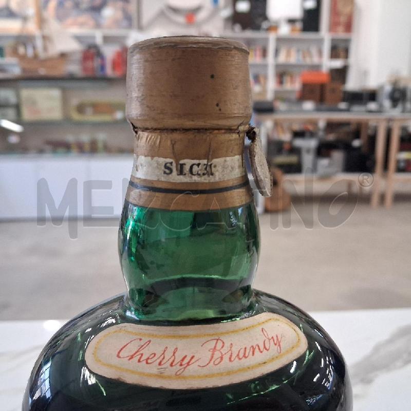 BOTTIGLIA CHERRY BRANDY  | Mercatino dell'Usato San giorgio del sannio 3