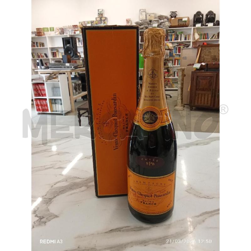 BOTTIGLIA VEUVE CLICQUOT PONSARDIN  | Mercatino dell'Usato San giorgio del sannio 1
