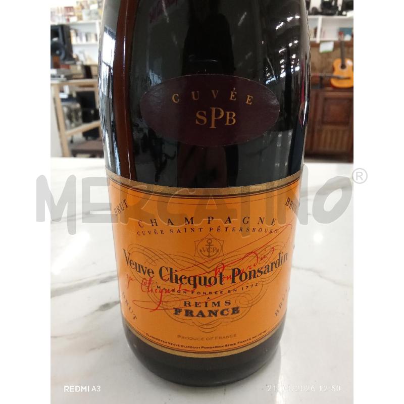 BOTTIGLIA VEUVE CLICQUOT PONSARDIN  | Mercatino dell'Usato San giorgio del sannio 3