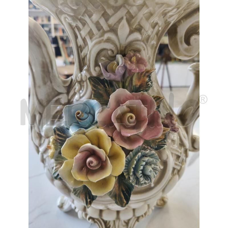 BROCCA CERAMICA FIORI RILIEVO CAPODIMONTE  | Mercatino dell'Usato San giorgio del sannio 2