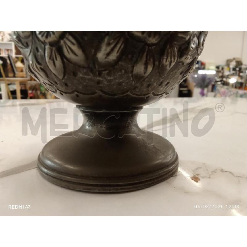 BROCCA  VINATGE MANICO LEGNO RILIEVI FIORI  | Mercatino dell'Usato San giorgio del sannio 4