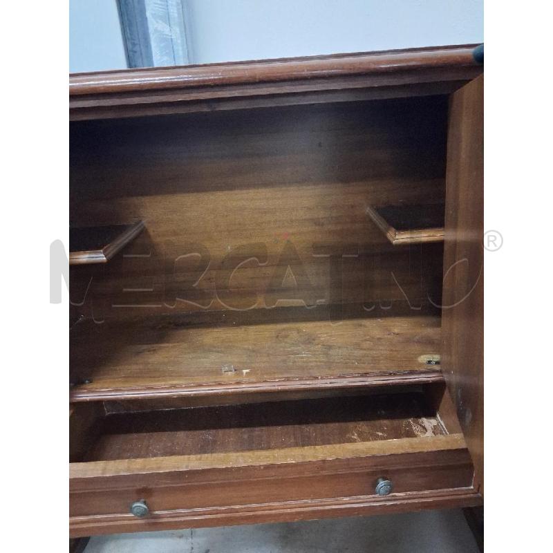 CAPPELLIERA LEGNO LAVORATA CON MOBILE  | Mercatino dell'Usato San giorgio del sannio 3