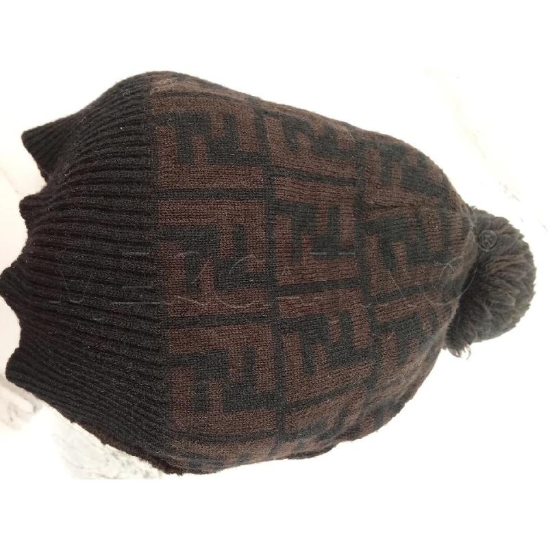 CAPPELLINO FENDI MARRONE LOGHI PON PON | Mercatino dell'Usato San giorgio del sannio 4