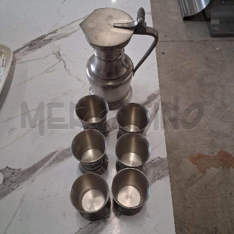 CARAFFA + BICCHIERINI PELTRO + BICCHIERINI LAVORATI  | Mercatino dell'Usato San giorgio del sannio 2