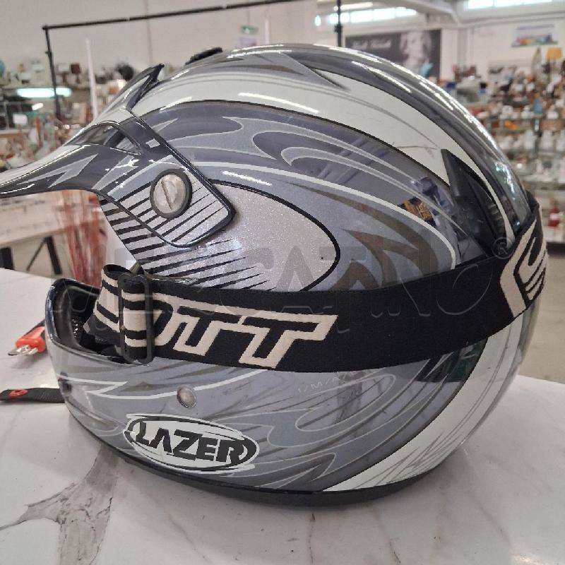 CASCO MOTO CON VISIERA | Mercatino dell'Usato San giorgio del sannio 3