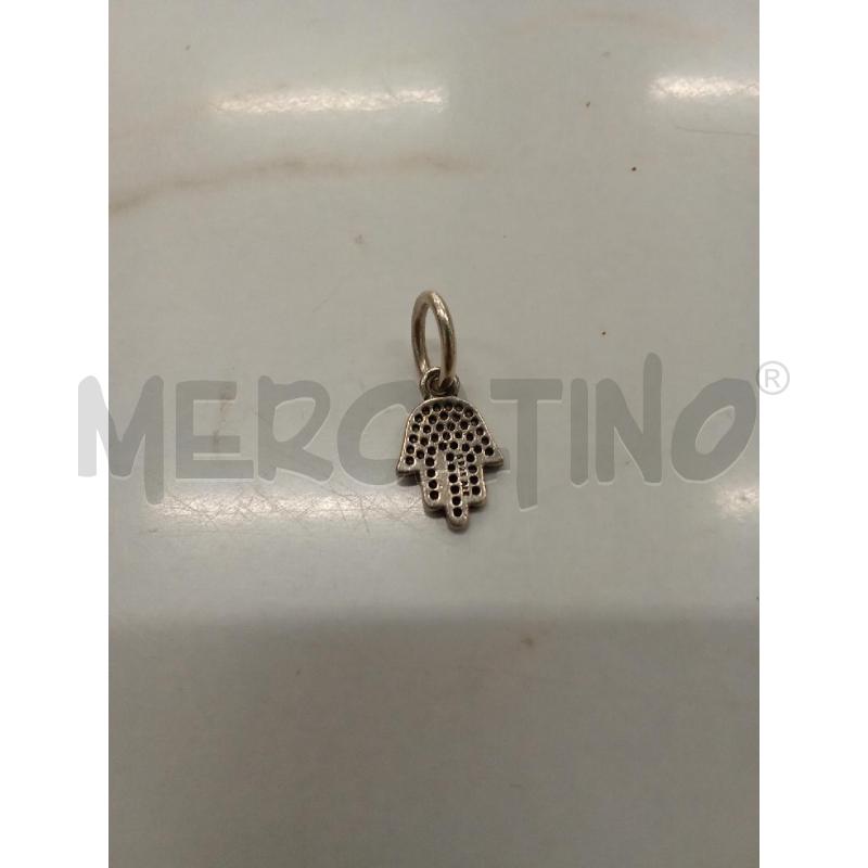 CIONDOLO PANDORA MANO PORTAFORTUNA ARGENTATA | Mercatino dell'Usato San giorgio del sannio 2