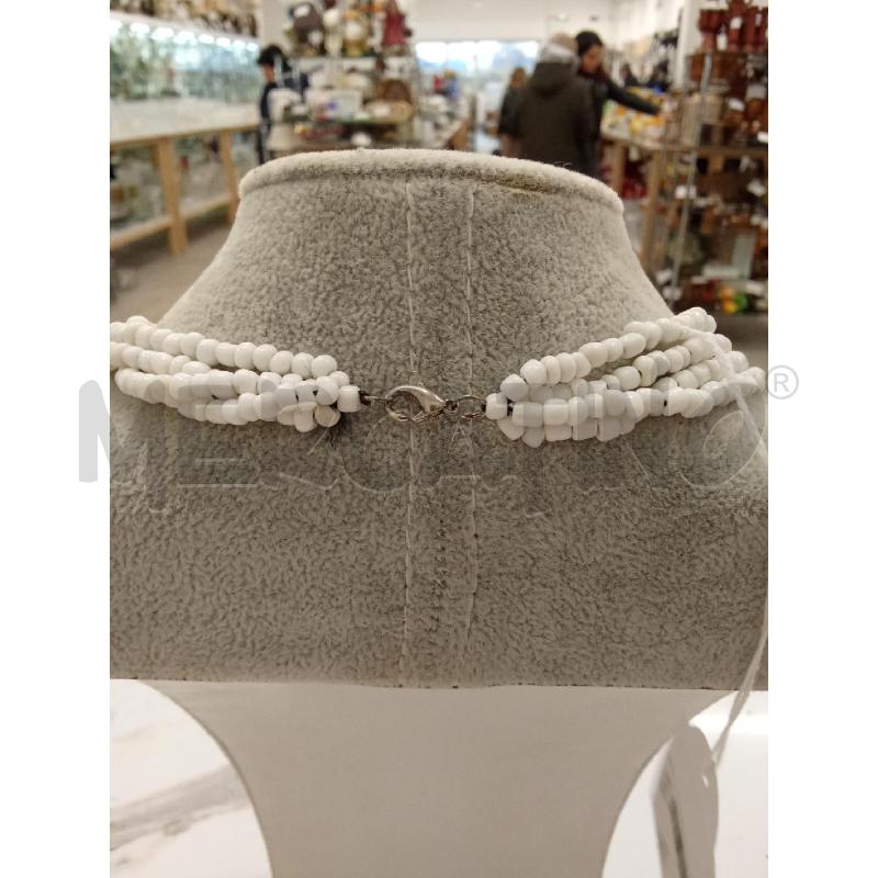 COLLANA MULTIFILO BIANCO CIONDOLO BEIGE CON PENDENTI | Mercatino dell'Usato San giorgio del sannio 3