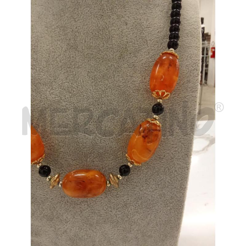 COLLANA SFERE NERE E OVALI ARANCIONI | Mercatino dell'Usato San giorgio del sannio 2