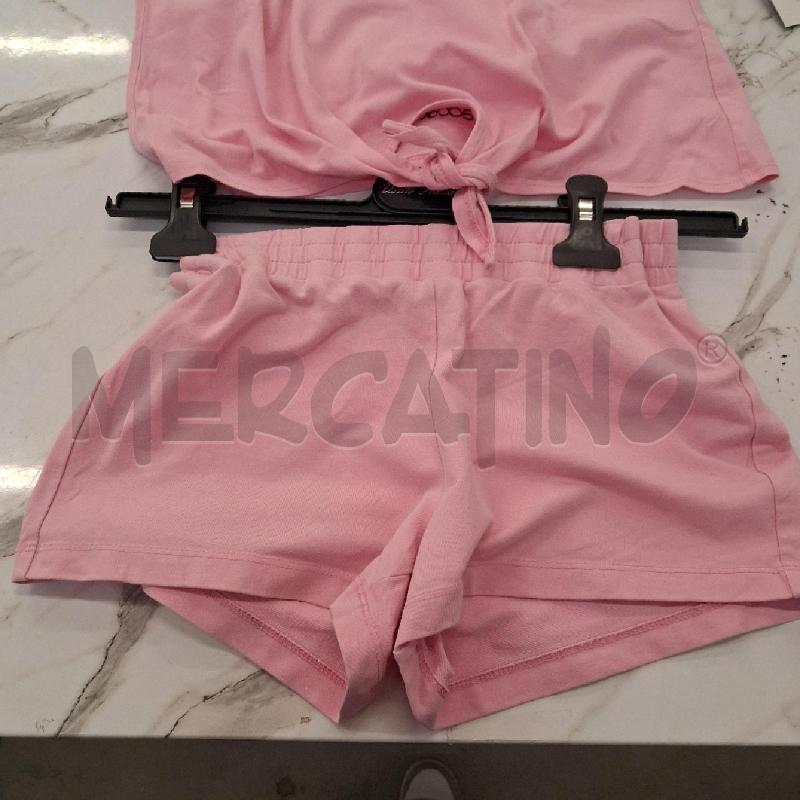 COMPLETO BAMBINO ROSA TUTA PANTALONCINO MAGLIA LACCIO  | Mercatino dell'Usato San giorgio del sannio 3