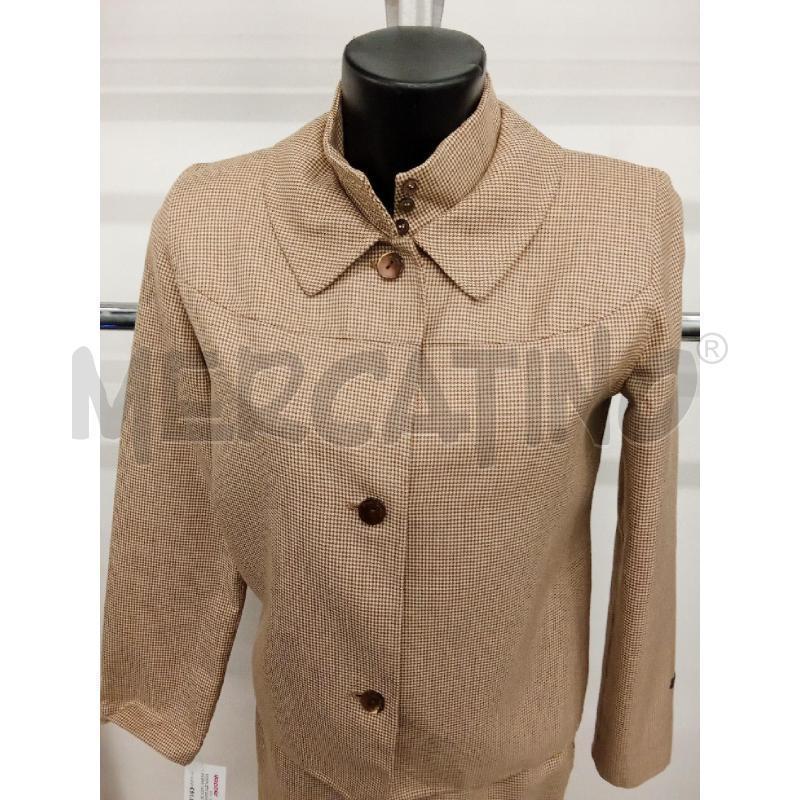 COMPLETO DONNA BEIGE PIERRE CARDI DET.MARRONEGICCA E GONNA | Mercatino dell'Usato San giorgio del sannio 2