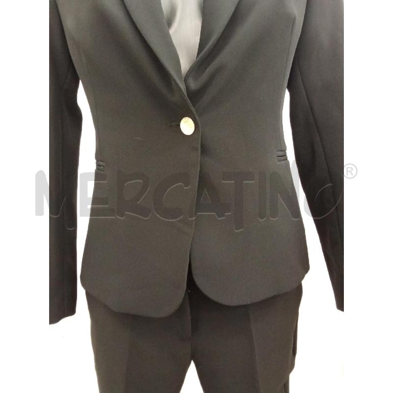 COMPLETO DONNA CLASSICO NERO GIACCA PANTALONE BOTTONE DORATO  | Mercatino dell'Usato San giorgio del sannio 2