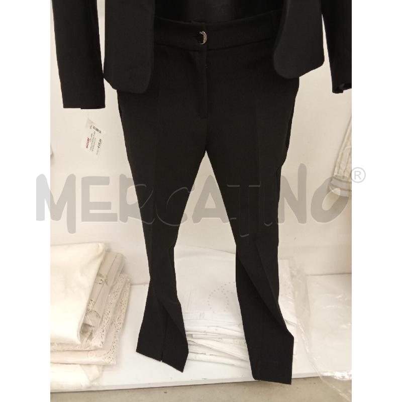 COMPLETO DONNA CLASSICO NERO GIACCA PANTALONE BOTTONE DORATO  | Mercatino dell'Usato San giorgio del sannio 3