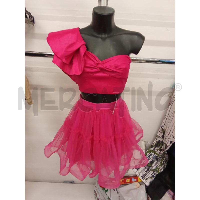 COMPLETO DONNA FUCSIA CON GONNELLINA IN TULLE 2 PZ SHEIN XS  | Mercatino dell'Usato San giorgio del sannio 1