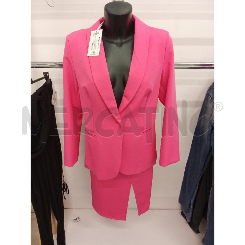 COMPLETO DONNA FUCSIA GIACCA + GONNA | Mercatino dell'Usato San giorgio del sannio 1