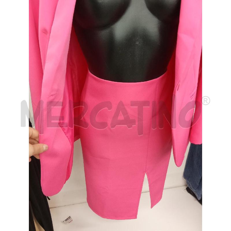 COMPLETO DONNA FUCSIA GIACCA + GONNA | Mercatino dell'Usato San giorgio del sannio 3