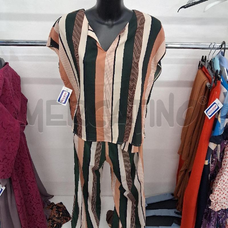 COMPLETO DONNA PANTALONE + CANOTTA VERDE RIGHE ROSA SHEIN | Mercatino dell'Usato San giorgio del sannio 1