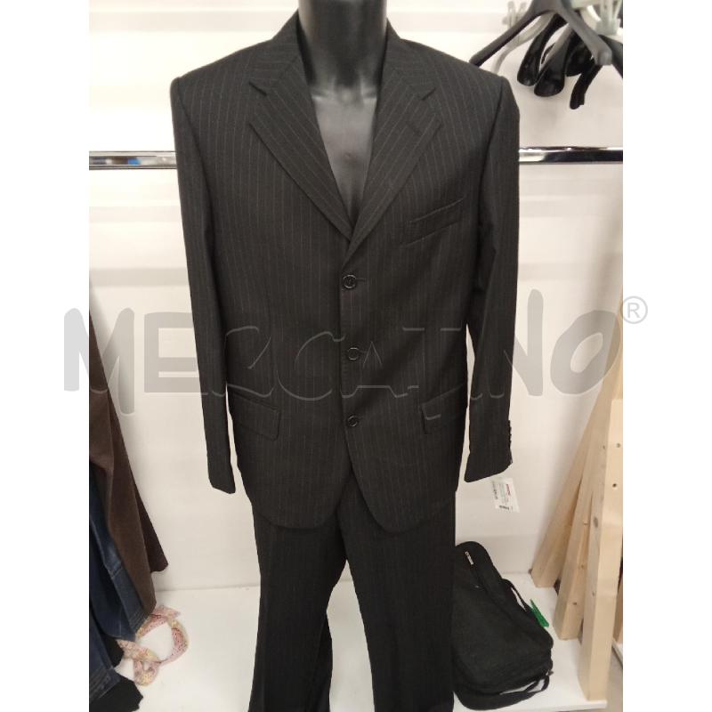 COMPLETO UOMO NERO RIGHE SOTTILI UGO FABIANI  | Mercatino dell'Usato San giorgio del sannio 1