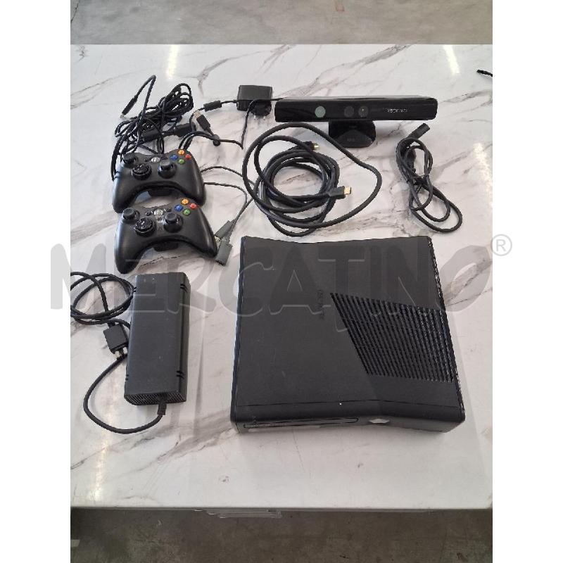 CONSOLLE XBOX 360NERA + 2 CONTROLLER | Mercatino dell'Usato San giorgio del sannio 1