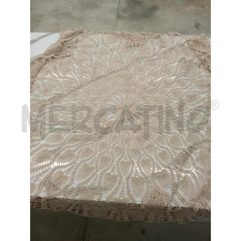 COPRI TAVOLA UNCINETTO BEIGE TONDO | Mercatino dell'Usato San giorgio del sannio 1