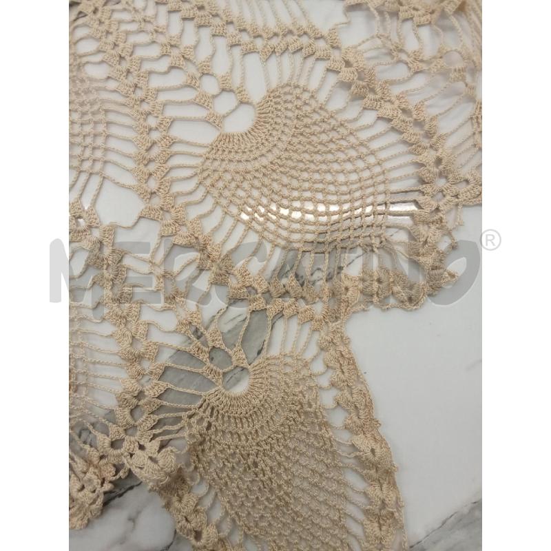 COPRI TAVOLA UNCINETTO BEIGE TONDO | Mercatino dell'Usato San giorgio del sannio 3