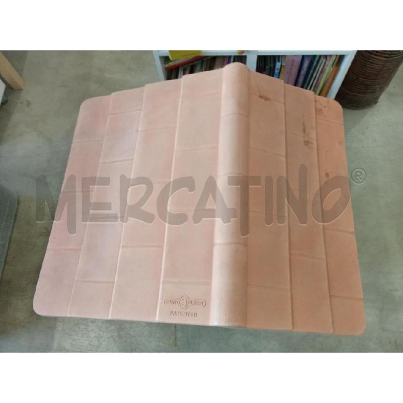 CUCCIA CANE PLASTICA TETTO EFFETTO MATTONE  | Mercatino dell'Usato San giorgio del sannio 2