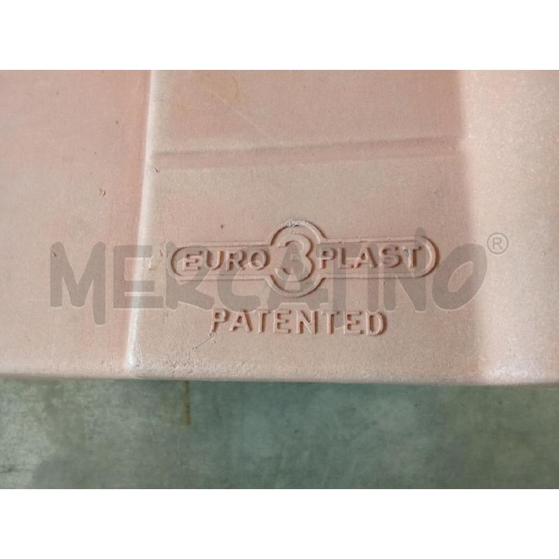 CUCCIA CANE PLASTICA TETTO EFFETTO MATTONE  | Mercatino dell'Usato San giorgio del sannio 5