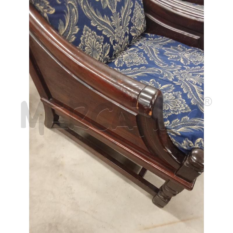 DIVANO LETTO LEGNO CUSCINI BLU + POLTRONE  | Mercatino dell'Usato San giorgio del sannio 5
