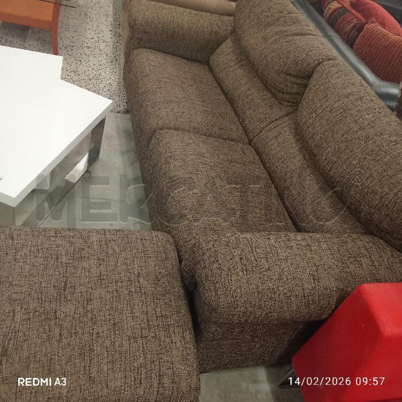 DIVANO LETTO TESSUTO POLTRONE E SOFA + POUF  | Mercatino dell'Usato San giorgio del sannio 4