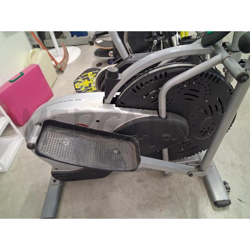 ELLITTICA GRIGIA NERA ORBIT GYM PLATINUM | Mercatino dell'Usato San giorgio del sannio 4