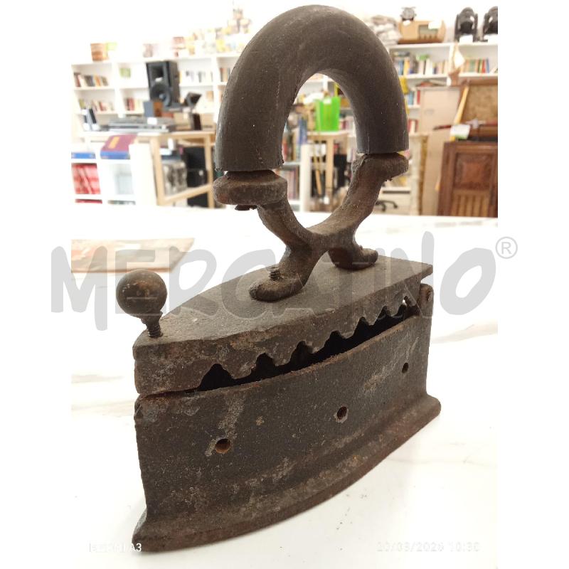 FERRO DA STIRO VECCHIO FERRO  | Mercatino dell'Usato San giorgio del sannio 2