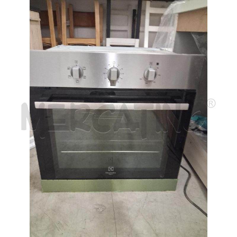 FORNO INCASSO GRIGIO ELECTROLUX | Mercatino dell'Usato San giorgio del sannio 1