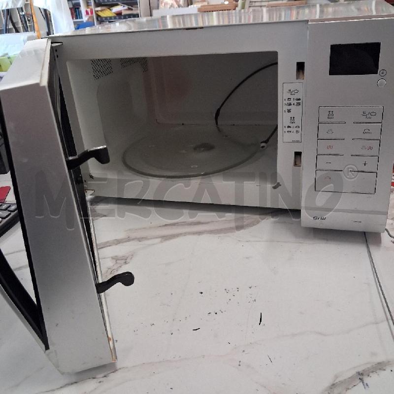 FORNO MICROONDE SAMSUND MULTIFUNZIONE | Mercatino dell'Usato San giorgio del sannio 2