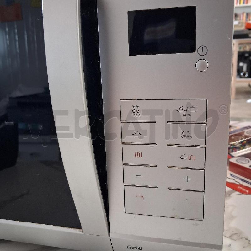 FORNO MICROONDE SAMSUND MULTIFUNZIONE | Mercatino dell'Usato San giorgio del sannio 3