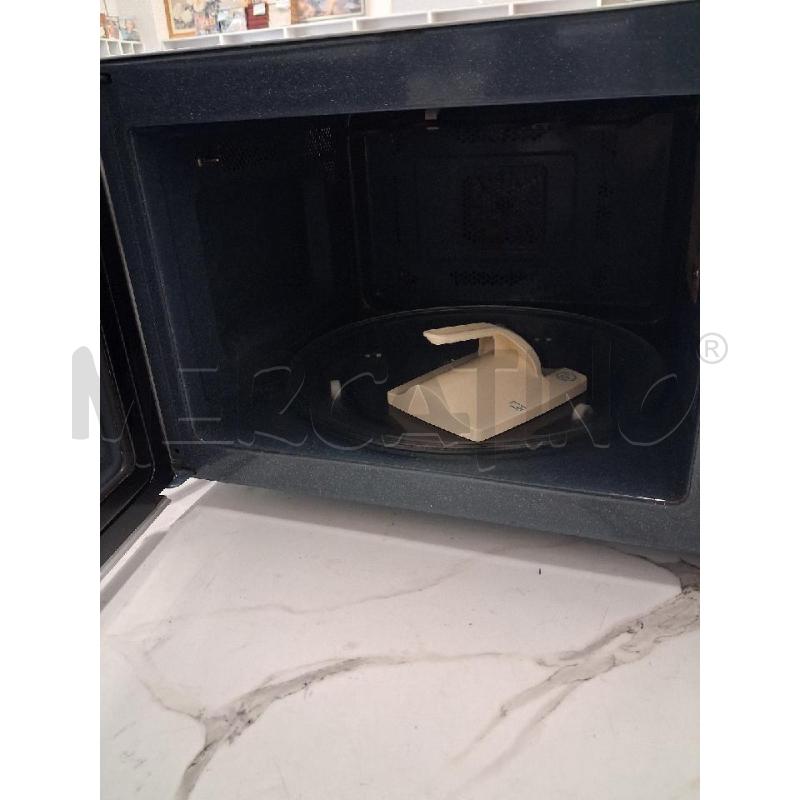 FORNO MICROONDE SAMSUNG  | Mercatino dell'Usato San giorgio del sannio 3