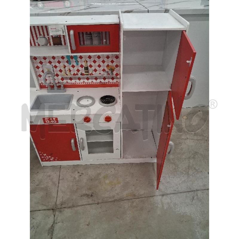 GIOCO CUCINA LEGNO BIANCA SCACCHI ROSSI  | Mercatino dell'Usato San giorgio del sannio 3