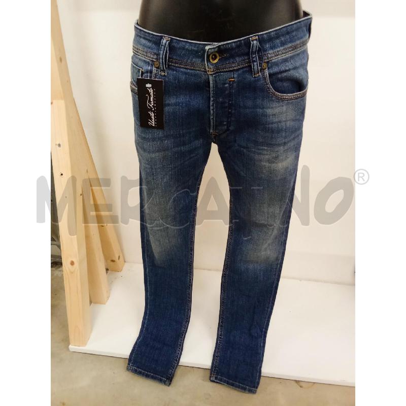 JEANS UOMO DIESEL LAVAGGIO SCURO  | Mercatino dell'Usato San giorgio del sannio 1