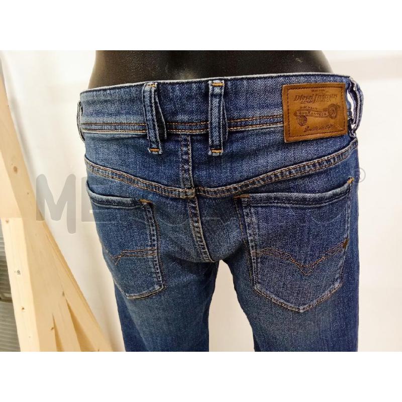 JEANS UOMO DIESEL LAVAGGIO SCURO  | Mercatino dell'Usato San giorgio del sannio 4