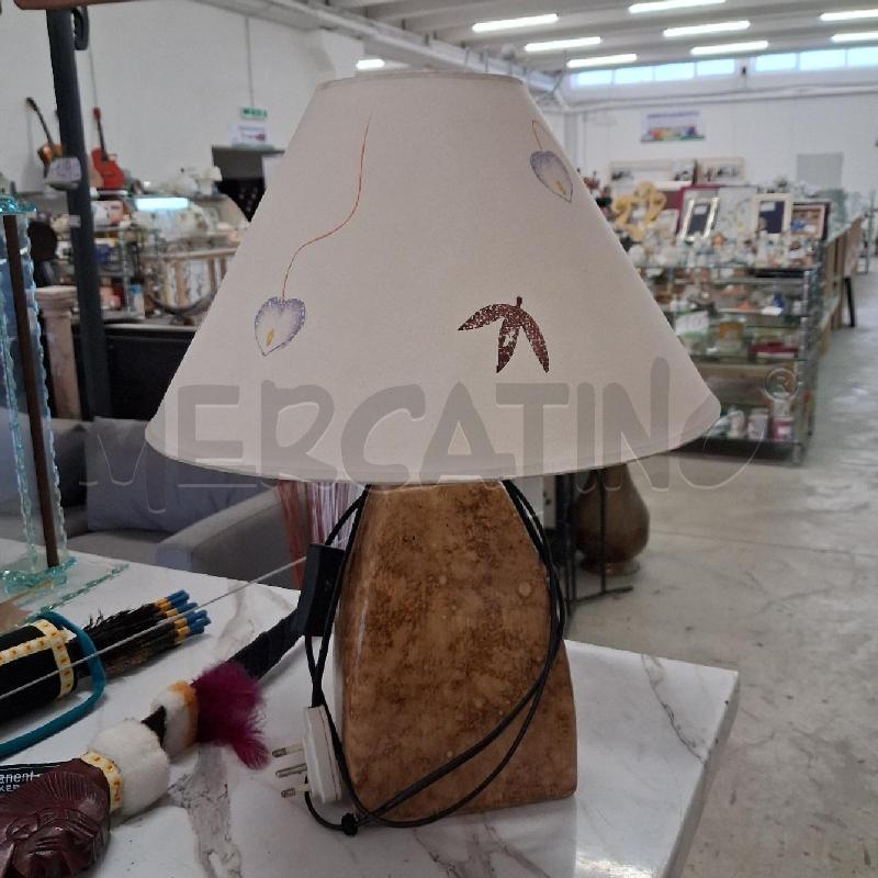 LAMPADA DA APPOGGIO CERAMICA CALOTA FIORI  | Mercatino dell'Usato San giorgio del sannio 1