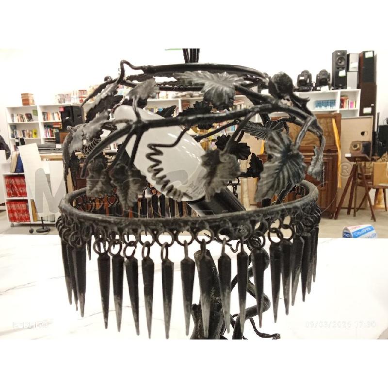 LAMPADA FERRO BATTUTO TRALCIO UVA PENDENTI FATTO A MANO  | Mercatino dell'Usato San giorgio del sannio 4
