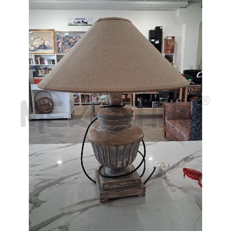 LAMPADA LEGNO SHABBY CHIC  | Mercatino dell'Usato San giorgio del sannio 1