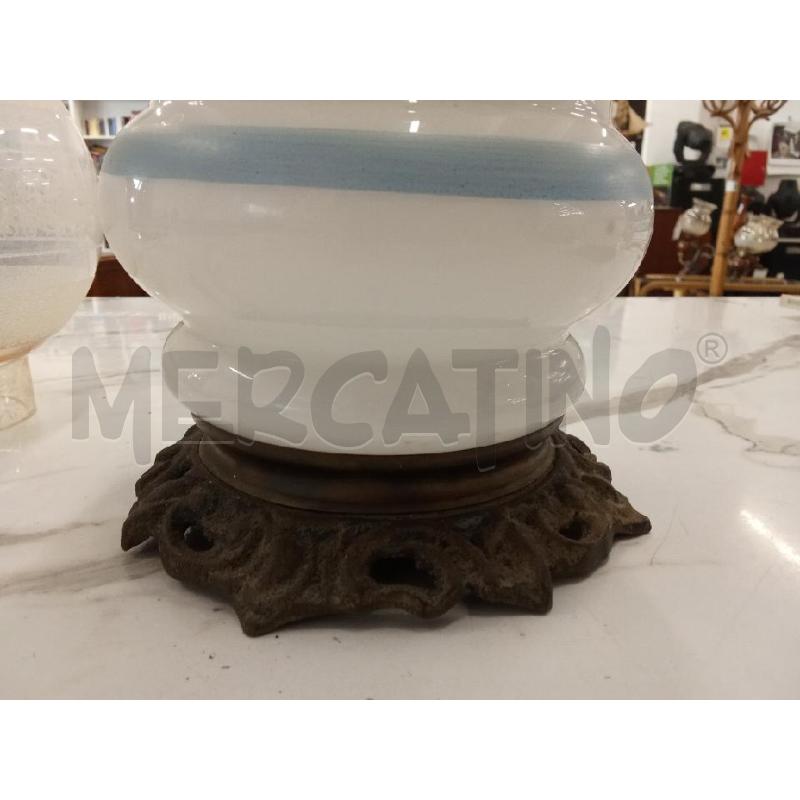 LAMPADA VETRO OPALINA BASE METALLO  | Mercatino dell'Usato San giorgio del sannio 5