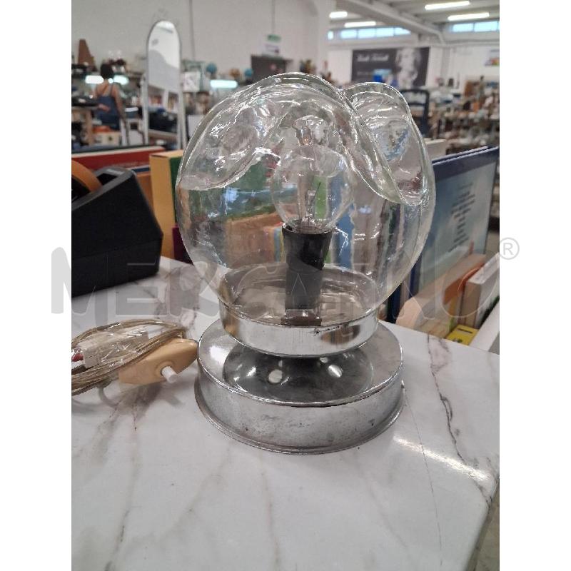 LAMPADA VINTAGE BASE METALLO  | Mercatino dell'Usato San giorgio del sannio 1